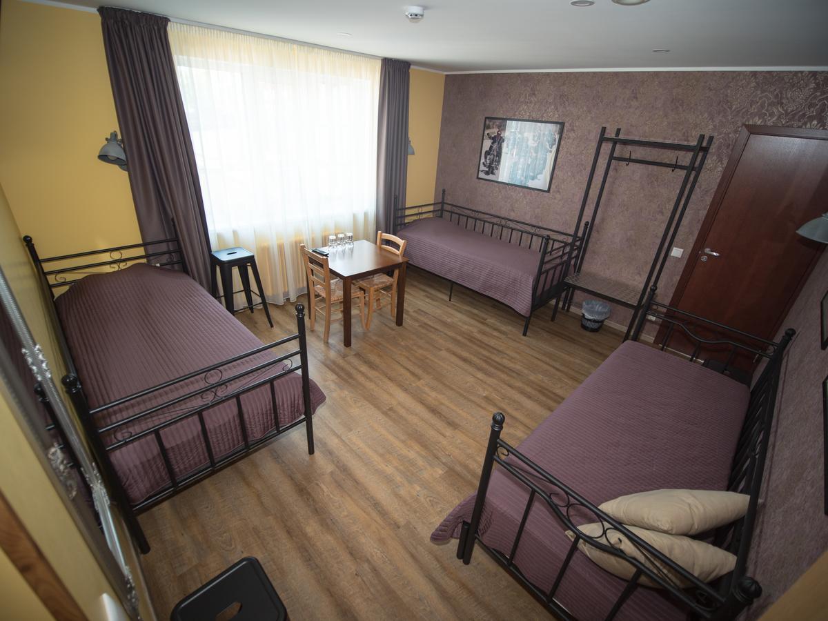 Aleksandri Guesthouse Parnu Exterior photo